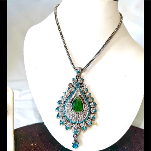 Jewelry - Indian Pakistani jewelry-Light sky blue and silver crystal necklace earring set